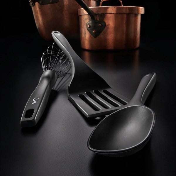 Lurch - Platin Silikon Delikli Spatula 32,5 cm Siyah - Yanmaz, Yapışmaz, Bükülmez, Çizmez, Tat ve Koku Bırakmaz - 240603