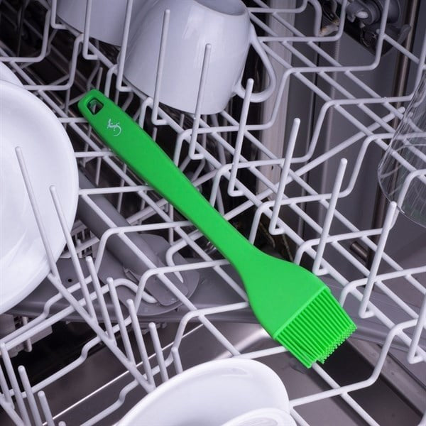 Lurch - Platin Silikon Pasta Fırçası 25,5 cm Yeşil - Yanmaz, Yapışmaz, Bükülmez, Çizmez, Tat ve Koku Bırakmaz - 240091